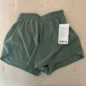 Track That High-Rise Lined Short 5”